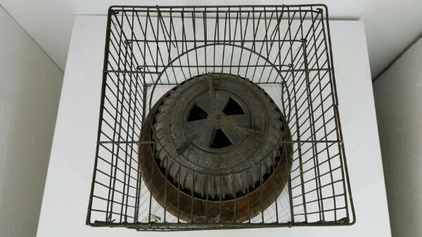 昭和レトロ 古民具 練炭 ストーブ？ 昭和レトロ 練炭ストーブ レンタン