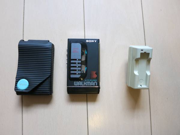 ジャンク SONY WALKMAN WM-104 カセットウォークマン