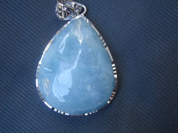 最高級海の色大粒天然7A級スターアクアマリンペンダントトップP7