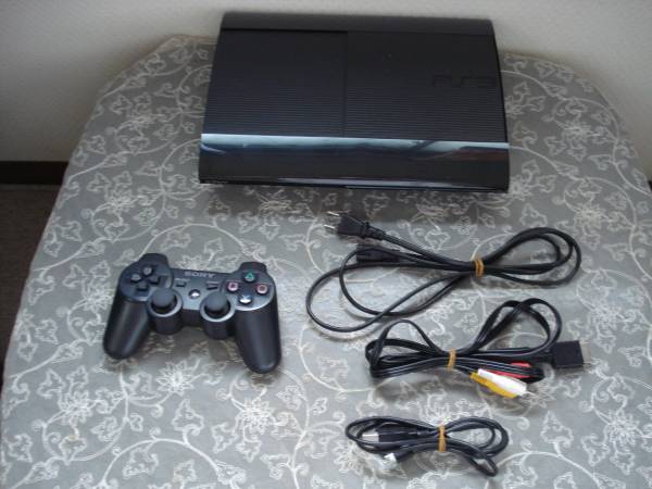 美品！☆PS3本体 CECH-4000B 250GB ブラック 付属品有 ☆送安