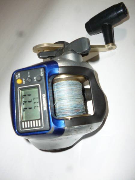 シマノSLS小船2000と800の2個セットです。 シマノ SLS小船800 SHIMANO SLS小船 800⁄1000 2000⁄3000公式