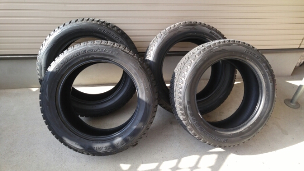 ブリジストン ブリザック DM-V1 275/55/R20