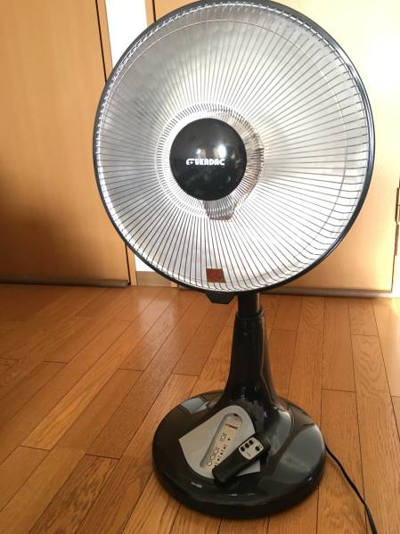 遠赤外線ハロゲンヒーター　（リモコン付き）中古品　送料無料　