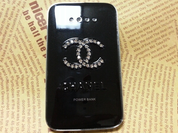 シャネル CHANEL ノベルティー バッテリー 8800mAh ブラック