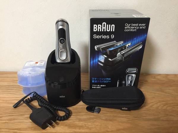 ブラウンシェーバー シリーズ9 9090cc　中古 BRAUN ブラウン シリーズ9 9090cc シェーバー (中古品) ブラウン