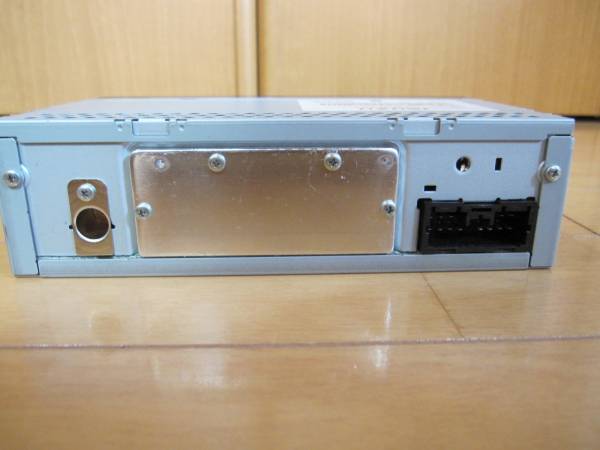 いすゞ 純正ラジオ 24V FM AM AUX オーディオ ギガ トラック