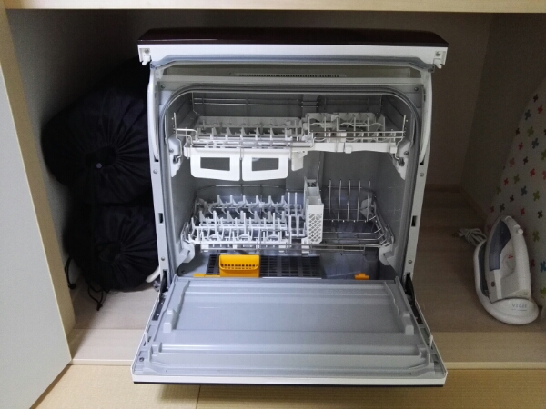 中古 2015年製 パナソニック 食洗機 Panasonic 食器洗い乾燥機 NP-TR8 