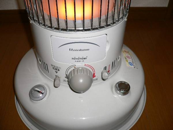 自然通気形開放式 レインボー ストーブ トヨトミ RB-25C 日本製