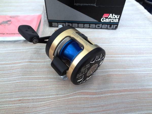 アブ×ZPI　『AE74 モラムSX1601C UM S2』 ☆アブ AE74 モラム SX1601C UM S2 ZPI限定（左）☆ 【公式通販】