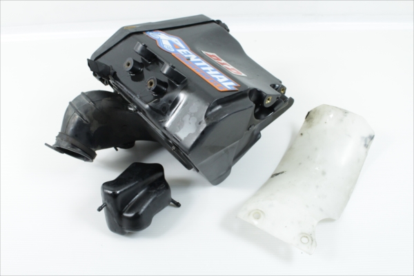 CRM250AR[64インナーカウルセット]検CRM250R｝A