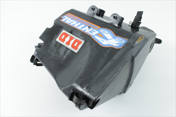 ビューテックす CRM250AR[64インナーカウルセット]検CRM250R｝A