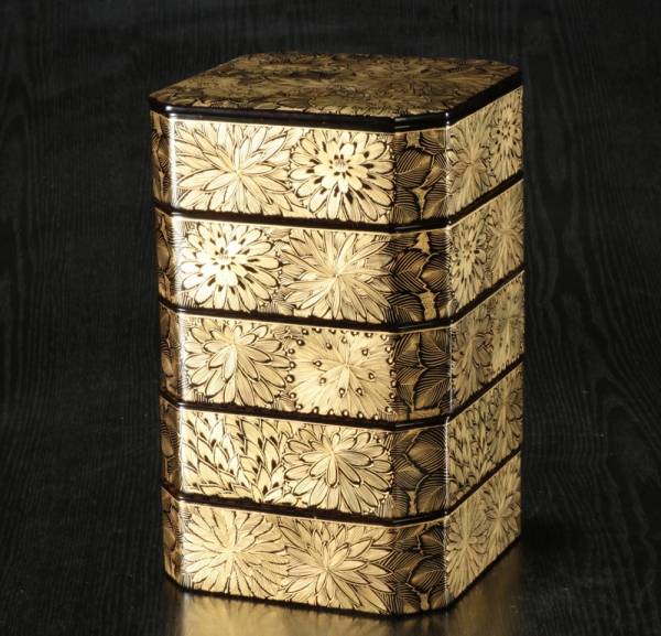 輪島塗 沈金 木箱入り 重箱五段 ホーム＆キッチン ⁄ 重箱 木製 漆芸 伝統