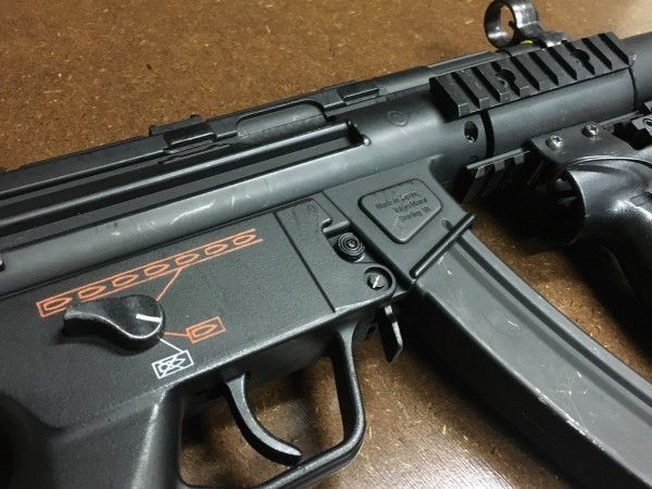 HK MP5k 電動ガン Kal.9mmx19 東京マルイ 100(電動ガン)｜売買された