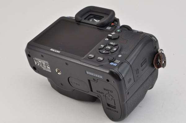 ☆4399ショット☆超美品☆PENTAXペンタックス K-3 ボディ ブラック 予備の