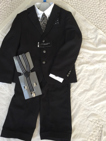 【美品】ELLE en noir 男の子 フォーマルスーツ 110 ELLE en noir】男の子 フォーマルスーツ 110 卒園式 入学式 ELLE EN