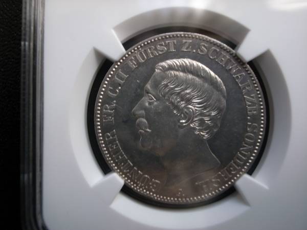 イギリス 2015 NGC PF70UC ブリタニア銀貨 Early Releases