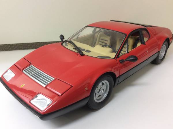 kyosho 京商 1/18 ferrari フェラーリ 365BB red ミニカー 高級車