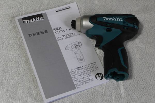 新品・税0円 マキタ 10.8Vインパクト TD090DZ(青・本体)