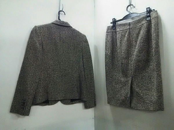 サルバトーレフェラガモ スカートスーツ 38 レディース 美品