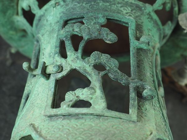 古美術品 古銅 松梅文透吊灯篭 燈籠 極上細工 AZ1561