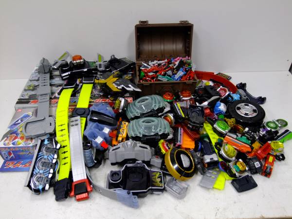 68B594C■特撮 戦隊 仮面ライダー等 大量 なりきり玩具 おもちゃ ジャンク セット まとめ 処分