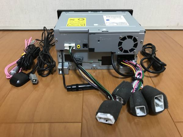 ダイハツ純正カーナビ NMCK-W65D(トヨタ、ダイハツ)｜売買された
