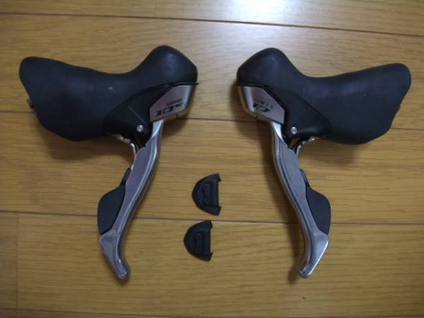 安い店舗 shimano 105 ST-5700 シルバー 中古