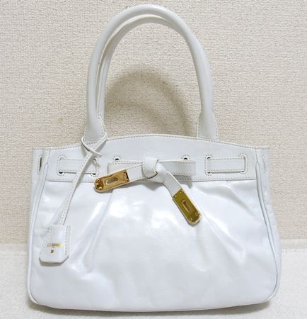 数量限定，セール ミラノ発 NARACAMICIE ナラカミーチェ ヨーロッパ産レザー使用 ハンドバッグ ホワイト(牛革)｜売買されたオークション情報、yahooの商品情報をアーカイブ公開 - オークファン 牛革