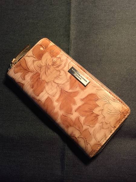 ◆未使用◆キャサリンハムネット　KATHARINE HAMNET　小銭入れ有　長財布　エリザベスシリーズ