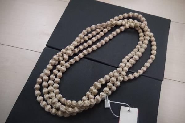 ★新品★ CITORUS シトラス シルク ロングネックレス ミルクティベージュ系 専用箱入