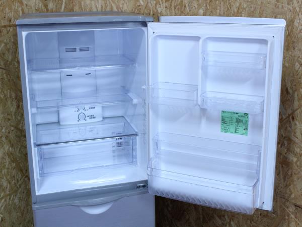 IWB04193 AQUA 冷蔵庫 2012年製 AQR-261A 中古 AQUA 2012年 AQR261A