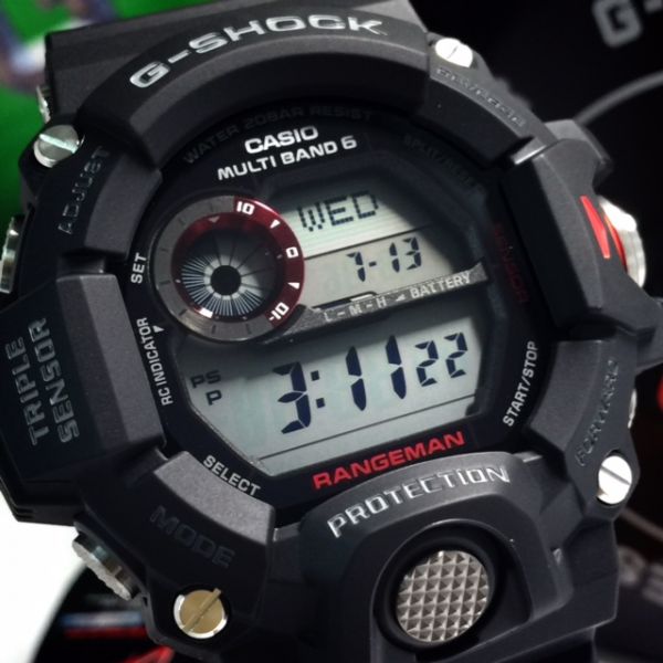 CASIO カシオ G-SHOCK電波ソーラー トリプルセンサー搭載腕時計