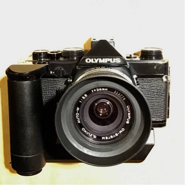 オリンパス OM1 +ワインダー+28mm