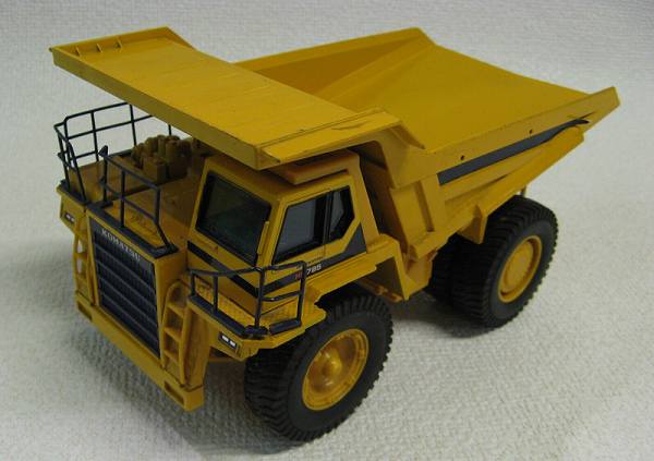 HD785 ダンプトラック - | Yahoo!オークション KOMATSU ミニカー