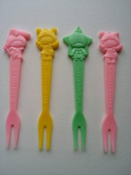 サンリオ 昭和レトロ CHARACTER PICKS