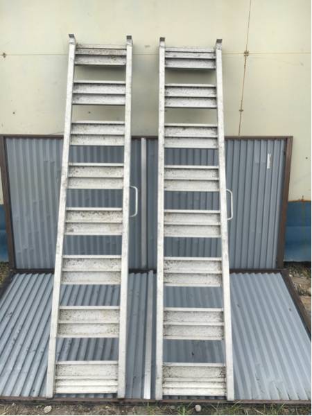 中古】昭和アルミブリッジ・SB 1800×300㎜・最大荷重 0.5t（1組1t）