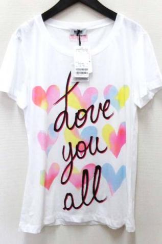 本物保証，最新作 品 モスキーノ Tシャツ カットソー プリント ハート 44 白(半袖Tシャツ)｜売買されたオークション情報、yahooの商品情報をアーカイブ公開 - オークファン 女性用