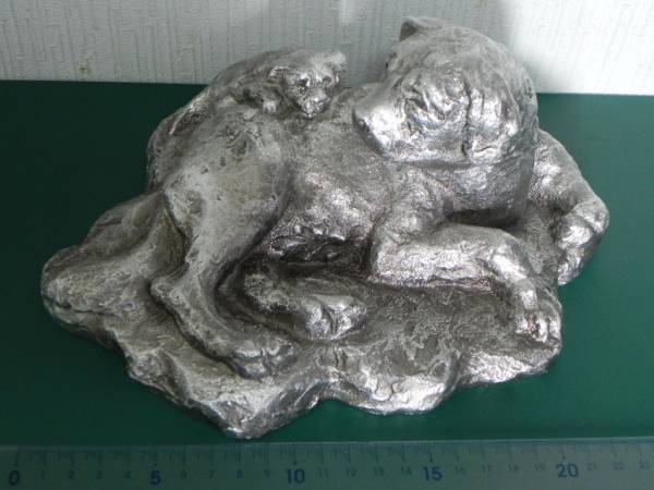 彫刻　ブロンズ像　宮田宏平　親子犬　美術