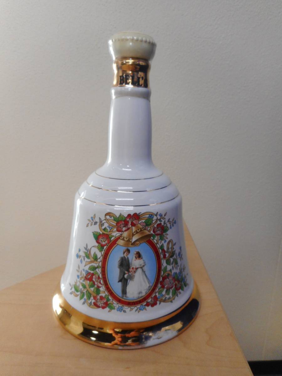 ☆古酒BELLS スコッチウイスキー　750ｍｌ　未開栓☆