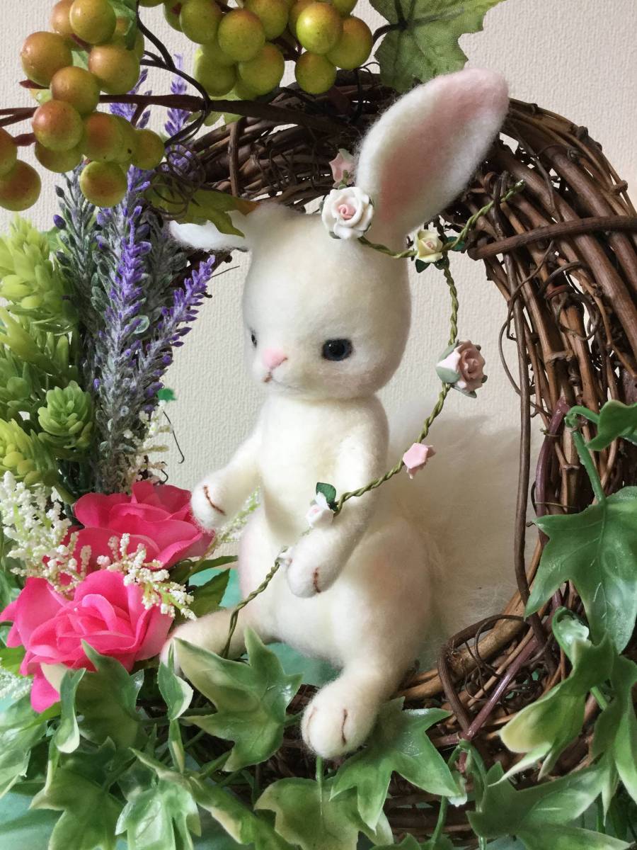 羊毛フェルト ウサギとリース ～森の贈り物～_1