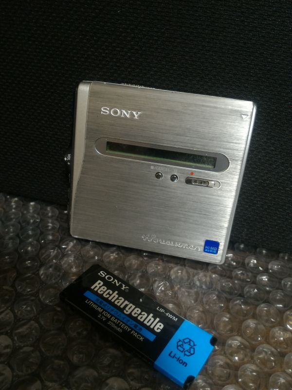 ジャンク SONY HI-MD ウォークマン MZ-NH1