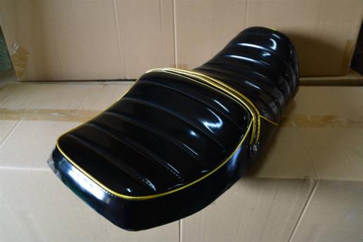 XJR400Rタックロールシート　金具付き 楽天市場】シート レザー xjr400 xjr400s xjr400r xjr400r2 4hm 4hm2