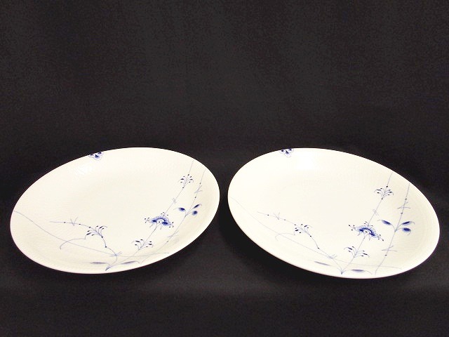 未使用品 ロイヤルコペンハーゲン ROYAL COPENHAGEN 大皿 プレート 食器 626 2枚セット 白 水色 26cm 0925