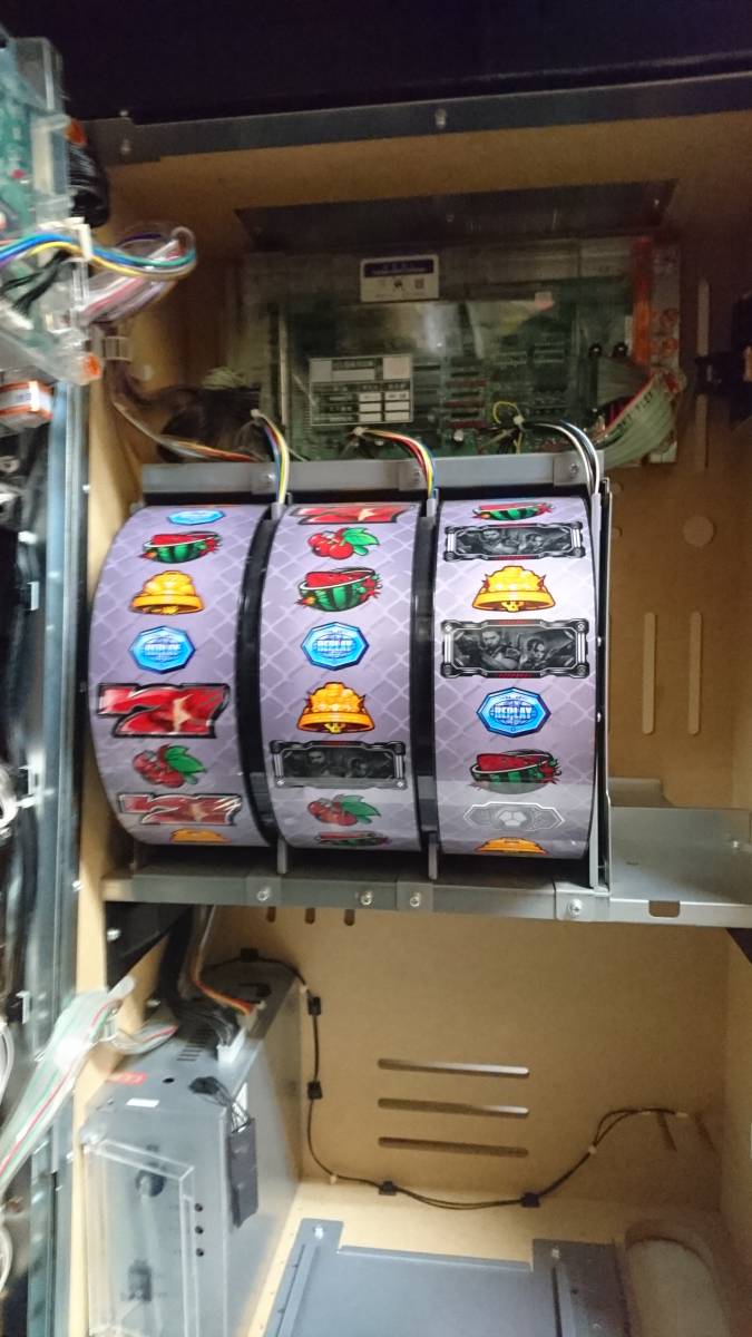 バイオハザード5Z BIOHAZARD コイン不要機付き パチスロ 中古実機