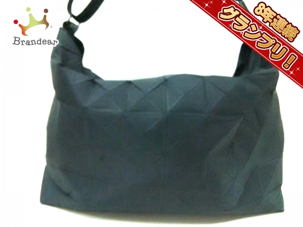 プリーツプリーズ PLEATS PLEASE バッグ ショルダーバッグ ナイロン 黒 美品