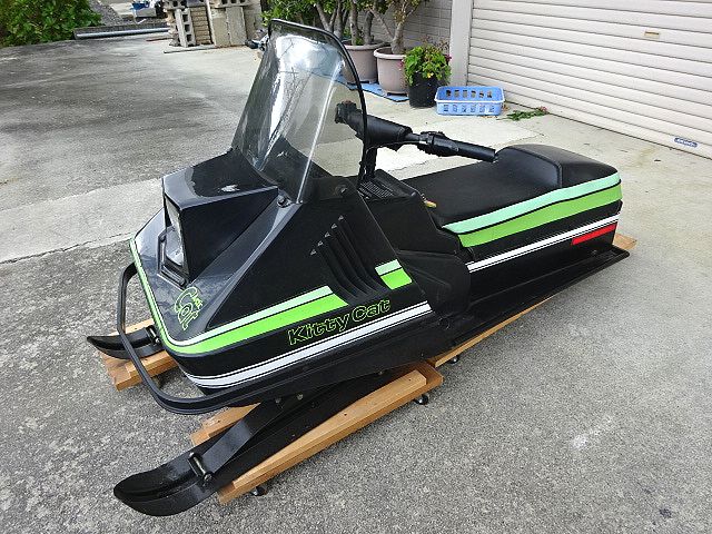 福島県発・ARCTIC CAT 子供用スノーモービル キティキャット中古