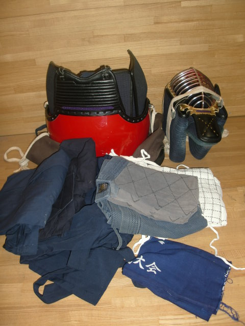 小学校　剣道着