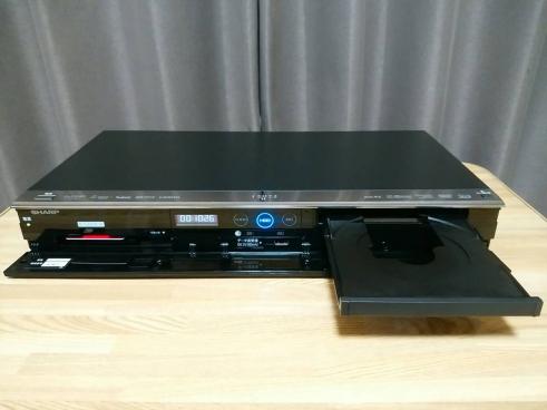 テレビ・映像機器 500GB シャープ AQUOS BDレコーダー☆BD-W560