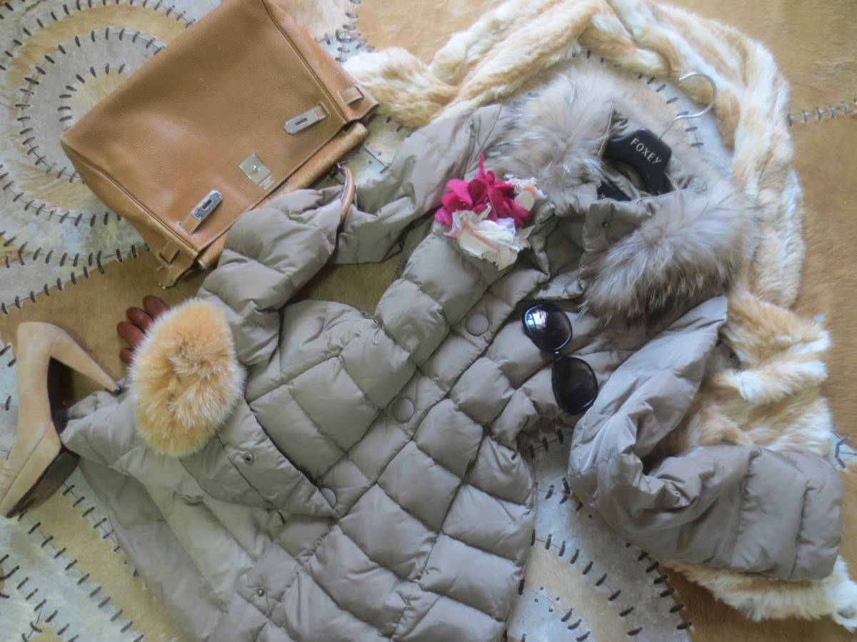 MaxMara ミンク襟付きカシミアロングコート | ヤマダウェブコム 