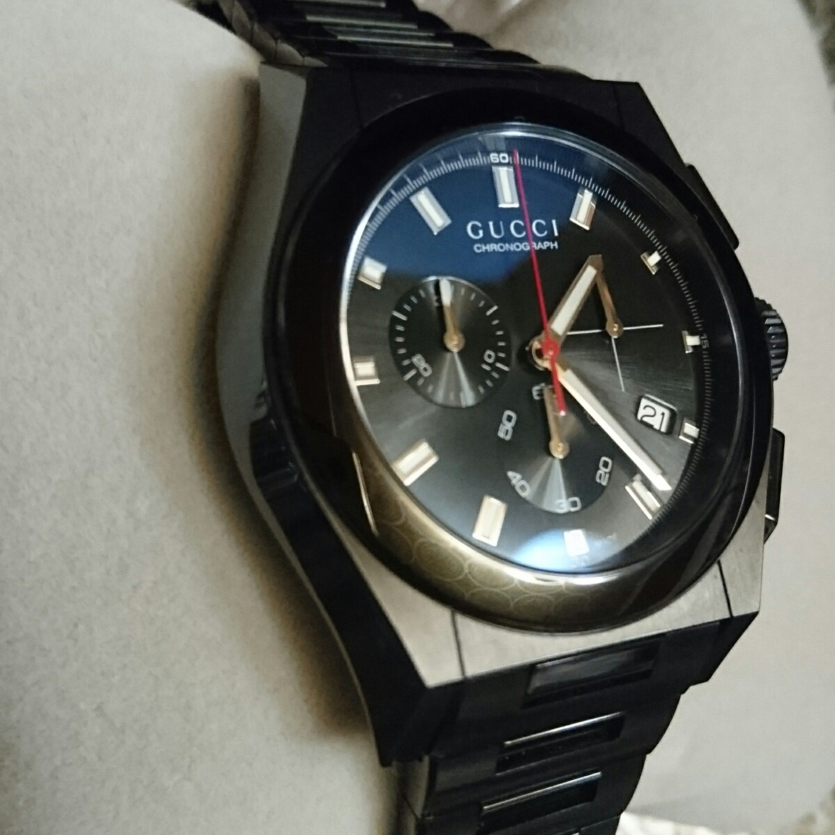 美品　GUCCI グッチ 115.2　YA115237 パンテオン　クロノグラフ 腕時計　ブラック